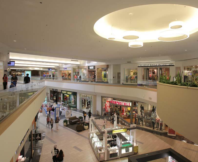 A STYLISH DESTINATION Santa Rosa Plaza is the premier shopping destination in Sonoma County, California.
