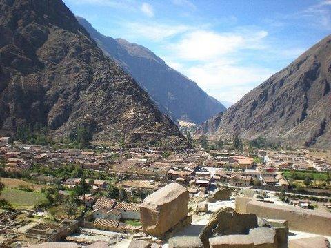 Tuesday, July 12: After breakfast we will visit the sacred site of Ollantaytambo. Lunch in Urubamba and an afternoon tour of Pisac. Return to Urubamba and visit Urco (the temple of the serpent).