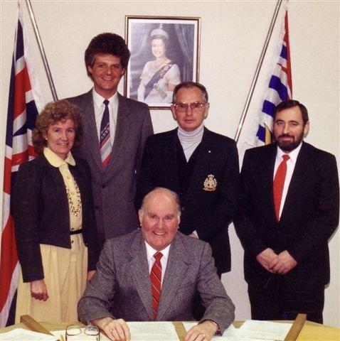 Mayor Jim Smith & Council 1987 Elsie