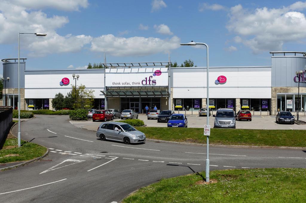 INVESTMENT CONSIDERATIONS n Freehold n Prominently located close to Junction 45 of the n Purpose built unit comprising 22,803 sq ft n Let to the D&B rated 5A1 covenant of DFS Trading Limited n
