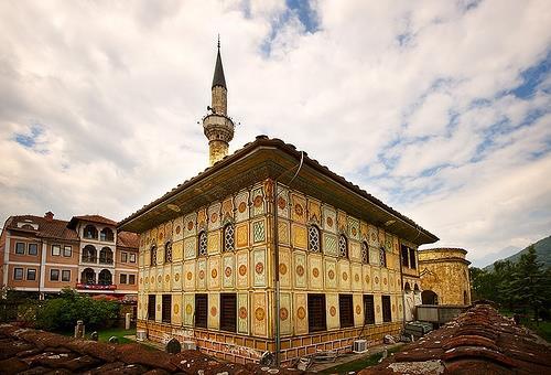 During the Tetovo sightseeing you will be able to see the Colorfoul mosque (The Alaca mosque), Arabati Baba Teke,