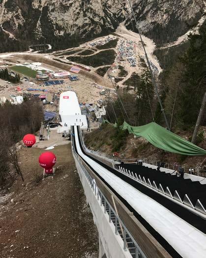 Smučarska skakalnica (letalnica) z vidika gradbeništva Konec meseca marca je v Planici potekal veliki finale svetovnega pokala v smučarskih skokih in poletih za sezono 2016/17.