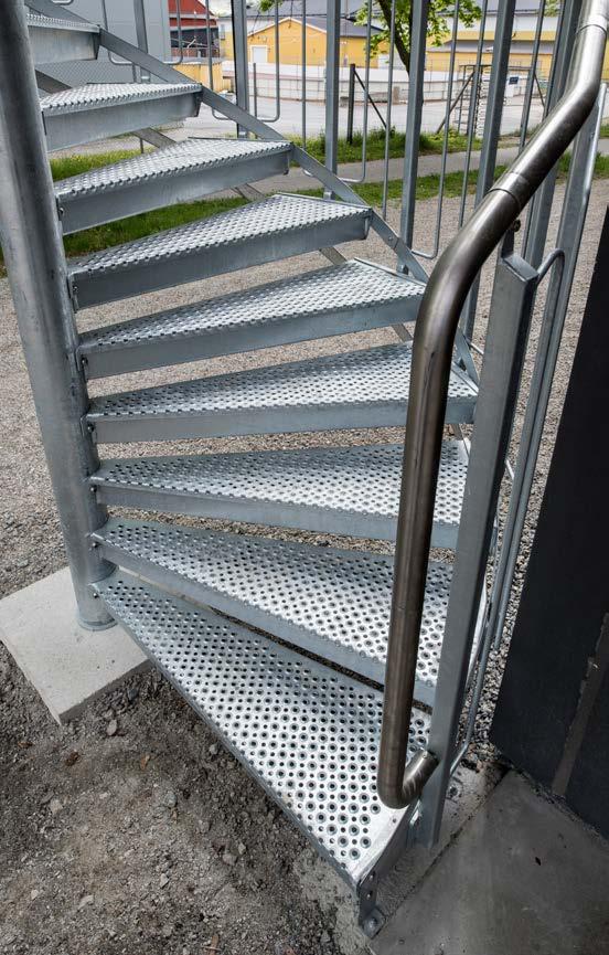 these types of staircases are suitable as evacuation staircases for all types of premises.