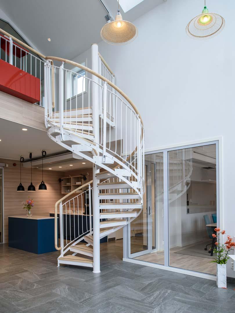 As standard, the spiral staircase treads are manufactured in two different designs. Wooden and sheet metal treads.