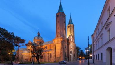 We will visit this convent on Zytnia Street. Time for the lunch. Then, enjoy a sightseeing tour of Poland s capital.