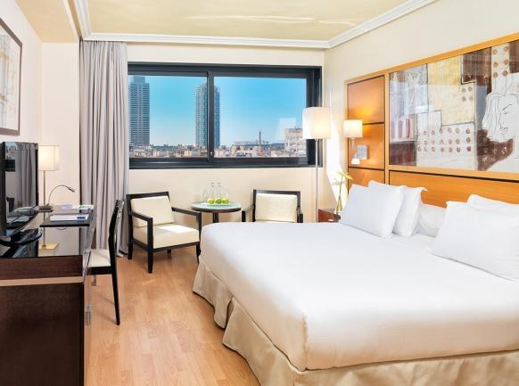 Rooms The large, bright rooms at the H10 Marina Barcelona are fully equipped with all the amenities to make your stay more pleasant: Flat-screen TV with international channels Minibar ($ according to