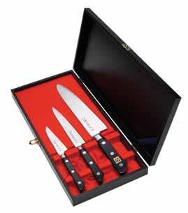 230 Dp 3 Series (3 Layers) DP3 Gift Set A YJ DP-GIFTA 3 Knives (Paring knife 90 mm YJ F800, Paring knife 150 mm YJ F802 & Chef knife 210 mm YJ F808) in Presentation Case.