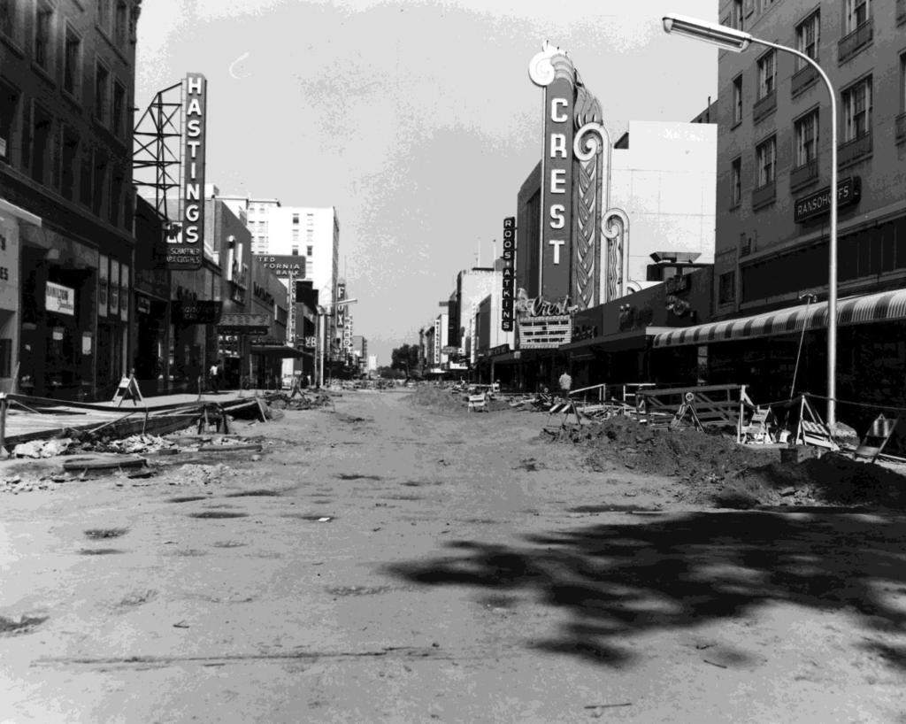 CULTURAL RESOURCES: APPENDIX Figure 53. The beginning of redevelopment for the K Street Mall in1969. [Center for Sacramento History, Frank Christy Collection, 1998/722/1301].