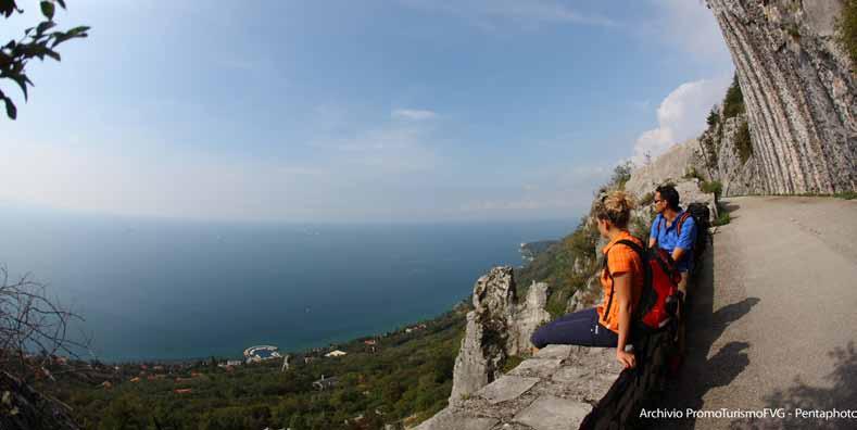 hikeholiday The sunny peninsula in the Mediterranean Sea Self-guided tour 8 days /7 nights