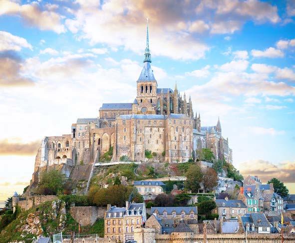 The region has a very rich history and culture: Renaissance writer Rabelais was born here; Joan of Arc led French troops to victory in the Hundred Years War in the Loire; and, as the Cradle of the
