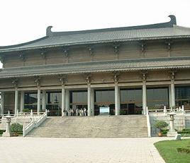 Shaanxi History Museum Shaanxi History Museum Shaanxi Province is the birthplace of the ancient Chinese civilization.