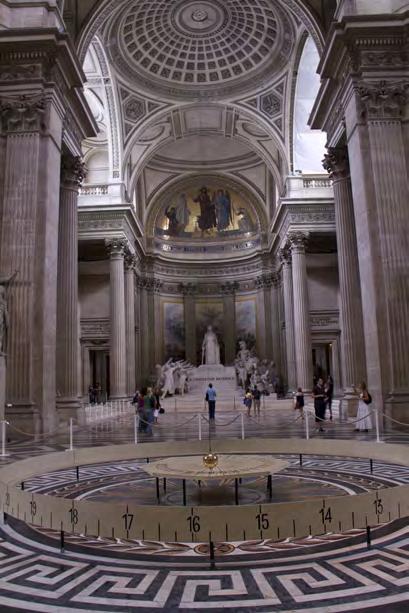 There are 3 very cool things to see/do at the Pantheon: 1) Watch Foucault s giant pendulum swinging in the center of the main hall.
