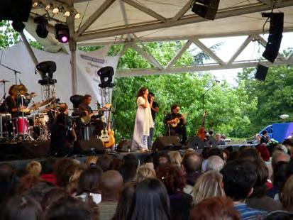 The Paris Jazz Festival June & July 2017 If you re a jazz lover, then the best time to visit Paris is in the summer months when you can take advantage of the almost-free star-studded jazz festival at