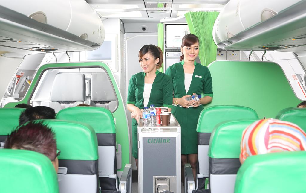 Domestic Passenger Services Garuda Indonesia s domestic performance in 2013 was denoted by 15.85 Million passengers carried, which represented 13.
