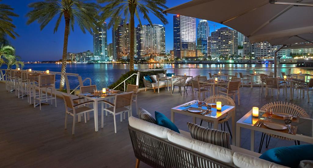 MIAMI NIGHTS The city s top dining options are yours to enjoy.