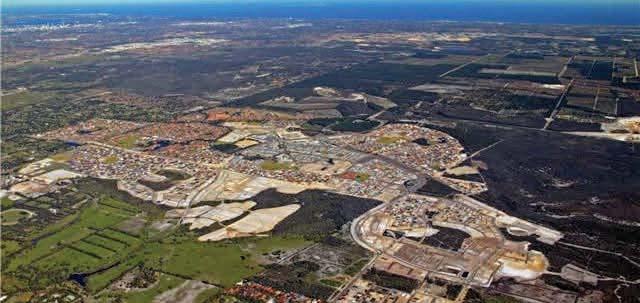 ELLENBROOK AVELE AREA SUMMAR Located just over 20km to the north east of the Perth CBD, the Ellenbrook Aveley area is one of the fastest growing communities in the Perth North region.