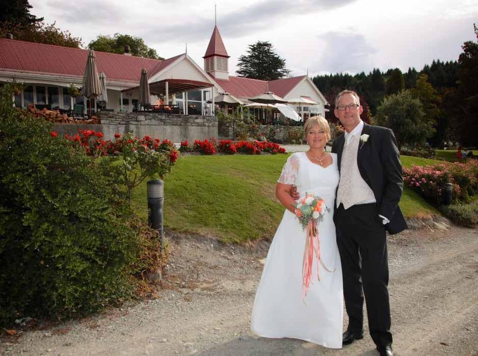 WEDDING DAY TIMELINE Below is an example of a wedding ceremony and reception that features transport on the TSS Earnslaw s regular sailings.