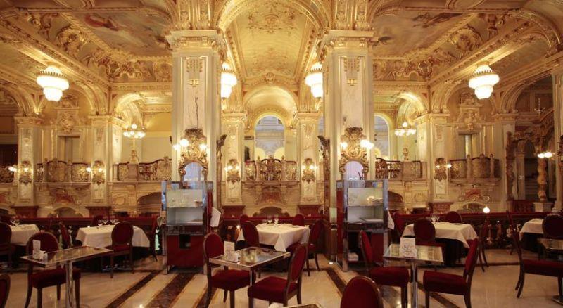 The hotel's heart is the world famous New York Café with its wonderful frescoes and gilded stucco columns.