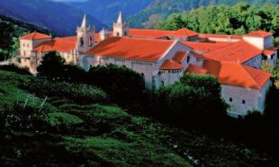 hotel-monastery 21:00 Dinner at the hotel with a performance by a string trio after dessert > Ourense > Allariz 10:00