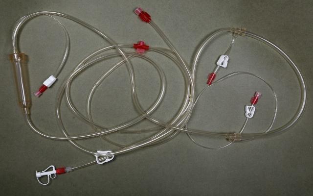 Nephrology Hemodialysis Blood Tubing Set (CR-101) Arterial Line Features - Kink Resistant and soft PVC Medical grade tube