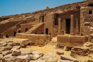 ay 9 el El Amarna, una El Gebel & Ashumunein.