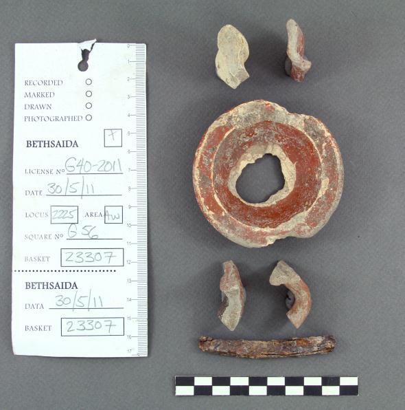 Hellenistic to the Middle-Ages. Figure 25, Mixed pottery from L.