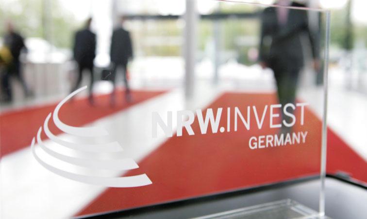 NRW.INVEST GmbH 100-percent subsidiary of the state of North Rhine-Westphalia Head office in Düsseldorf, two subsidiaries, ten foreign branches CEO: Petra Wassner 75 employees - 40 in Düsseldorf - 35