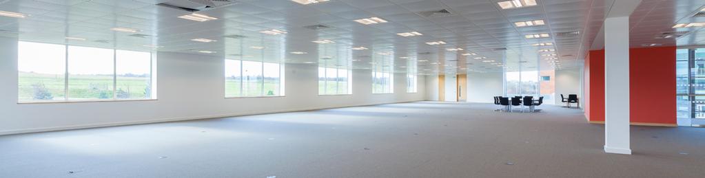 SPECIFICATION Fully accessed raised floors (minimum 200m clear void) Floor to ceiling height 2.