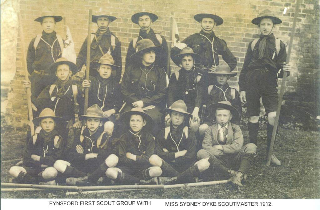 1st EYNSFORD SCOUT GROUP Eynsford First Scout Group, 1912: Back l>r: E. Hutt, A. Wood, G. Vidler, B. Pierce, A. Chadwick. Middle: V.