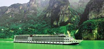 You will enjoy the stunning picturesque scenery and amazing natural beauties of the famed Three Gorges: Qutang Gorge, Wu Gorge and Xiling Gorge, while exploring the historic relics and ancient