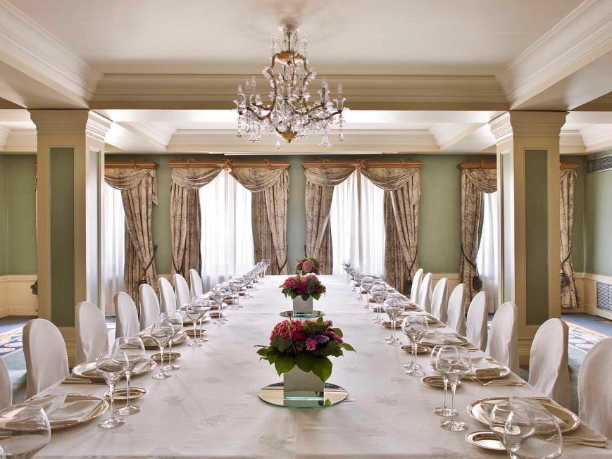 YOUR EVENT DESERVES A UNIQUE VENUE 15 meeting rooms with natural