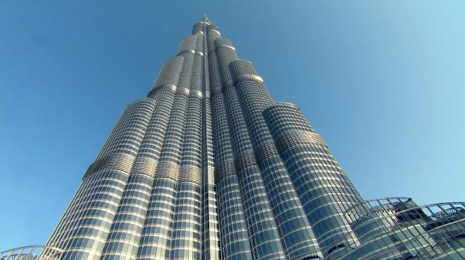 Day 2: Take sightseeing to new heights with an entrance ticket to Burj Khalifa's 'At the Top,' one of the world s tallest observation decks, located on the skyscraper s 124th floor.