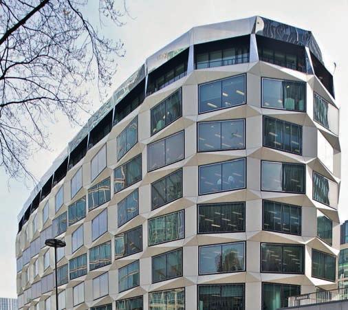 10,500 sq m office headquarters and on the lease acquisition of their new 13,400 sq m HQ in Villeurbanne (Lyon
