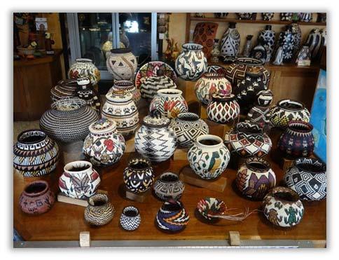 Those who catch the early flight will have time for a quick optional trip to San Jose's Galeria Namu, a fair trade gallery that contains many beautiful items handcrafted by