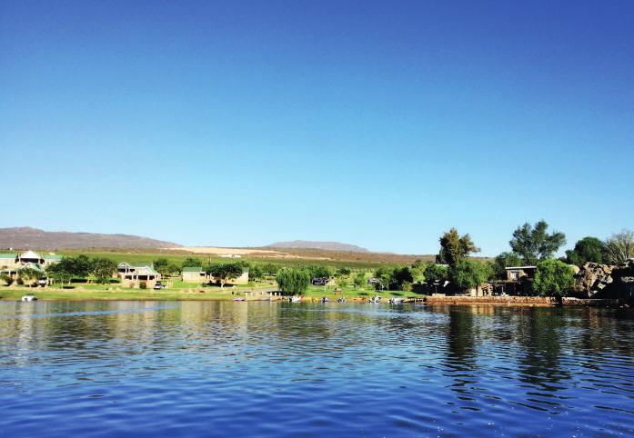 The Bulshoek Dam has a storage capacity of 7 500 000 cubic metres, and although it s not as big as the nearby Clanwilliam Dam (which is almost 17 times bigger), it s more than big enough for some