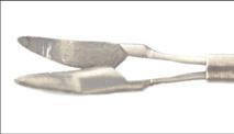 superior membrane removal Great gripping platform and superior functionality with integrated pick Dual function use as a forceps and spatula Available in Premium handle, 23ga and 25ga Available in