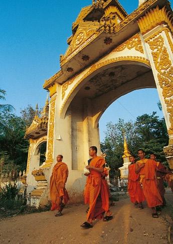 Luang Prabang, Laos Antony Giblin 40 HANDMADE FROM LOCAL