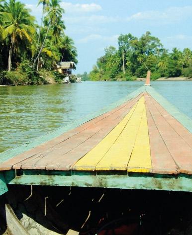 Southern Laos Touring Discover beautiful southern Laos, home to coffee plantations, waterfalls, lush scenery and the beautiful 4,000 islands.