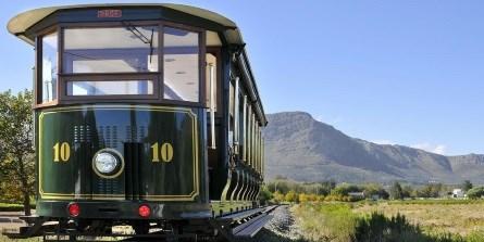 (/) Things to do beyond the Peninsula 27 May 2016 10:00 AM Many tours of the Western Cape take in highlights such as Cape Point, the Victoria and Alfred Waterfront and the coastal towns