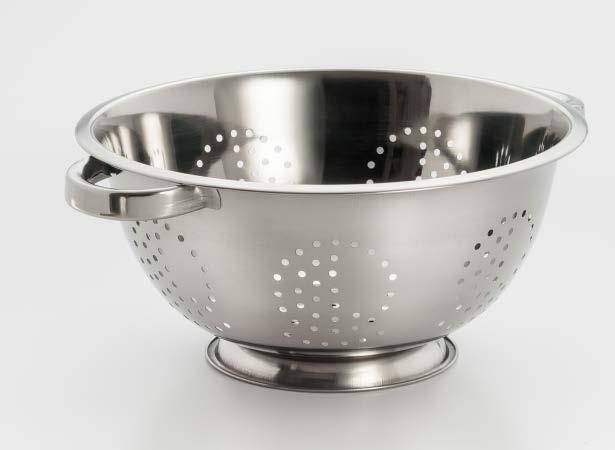 217-221 MIXING BOWLS Constructed in stainless steel for durability and easy cleaning. Graduated sizes for all your kitchen needs with a rim for easier food handling.