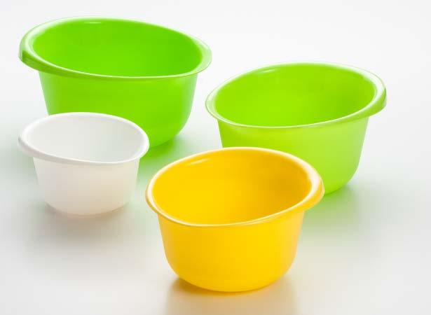 25 Qt 221-6 Qt 717 - Set of 5 610 4 PIECE PLASTIC MIXING BOWLS Set of graduated mixing bowls in 4 convenient sizes. Nests for easy storage.