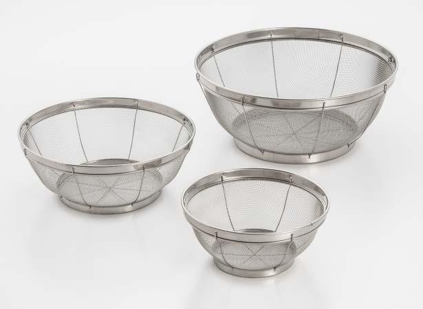 5 381-10 382-12 771 3 PIECE REINFORCED MESH COLANDERS This set of three mesh colanders features three graduated sizes for use with various kitchen tasks such as draining pasta, rinsing rice, cleaning
