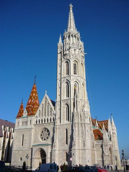 churches are well known in Budapest for hosting concerts).