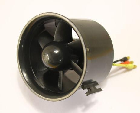 3.1. POGONSKI DIO Potisak stvara elektroventilatorski motor bez četkica sa 6 lopatica (slika 4).