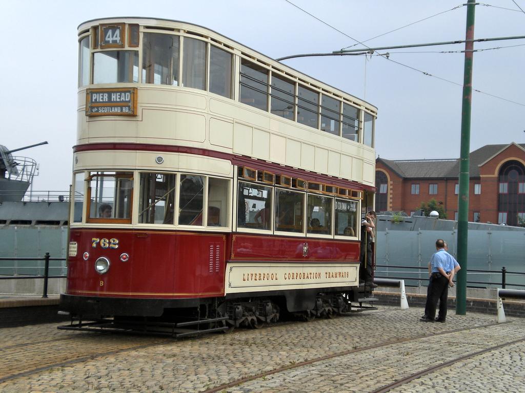 Streetcars in Birkenhead 150 years on! This article is based on a feature in Tramways & Urban Transit Magazine for March 2013 and local press items. What is Planned?