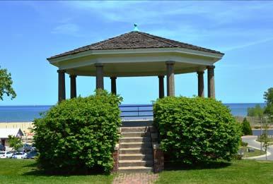 Both of these locations offer views of Lake Michigan. North Beach Gazebo, 1501 Michigan Blvd., is located at the top of the hill off of Michigan Blvd. within North Beach Park.