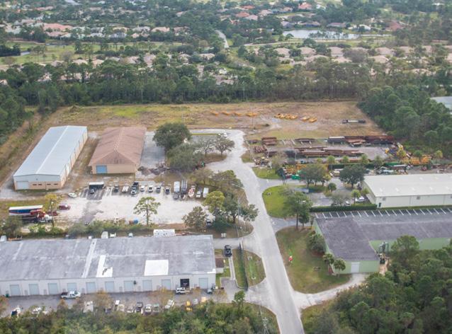 Offering Summary 2101 NW Settle Ave Port Saint Lucie, FL 34983 LISTING AGENT ±32,700 SF of