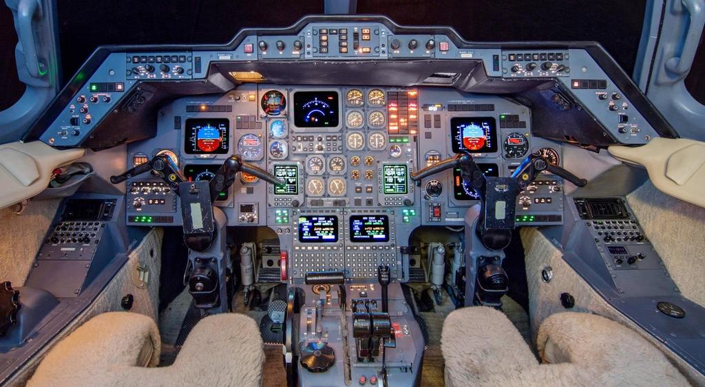 AVIONICS AVIONICS: Honeywell 5 Tube EFIS AUDIO PANELS: Dual AV-850A Audio Control Units AUTOMATIC DIRECTION FINDER: Dual AT-860 ADFs AUTOPILOT / FLIGHT DIRECTOR: Dual FZ-800 Flight Guidance Computers