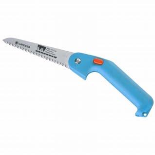 663-20 GARDENERS' FOLDING SAW 340 Handy multi-purpose saw for all sawing purposes in the garden. Lock for open and closed saw ensures safe handling.