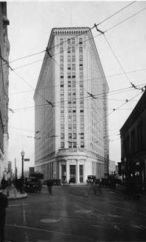 1940 1913 In efforts to unite the city of Atlanta, Joel Hurt developed one of Atlanta s earliest